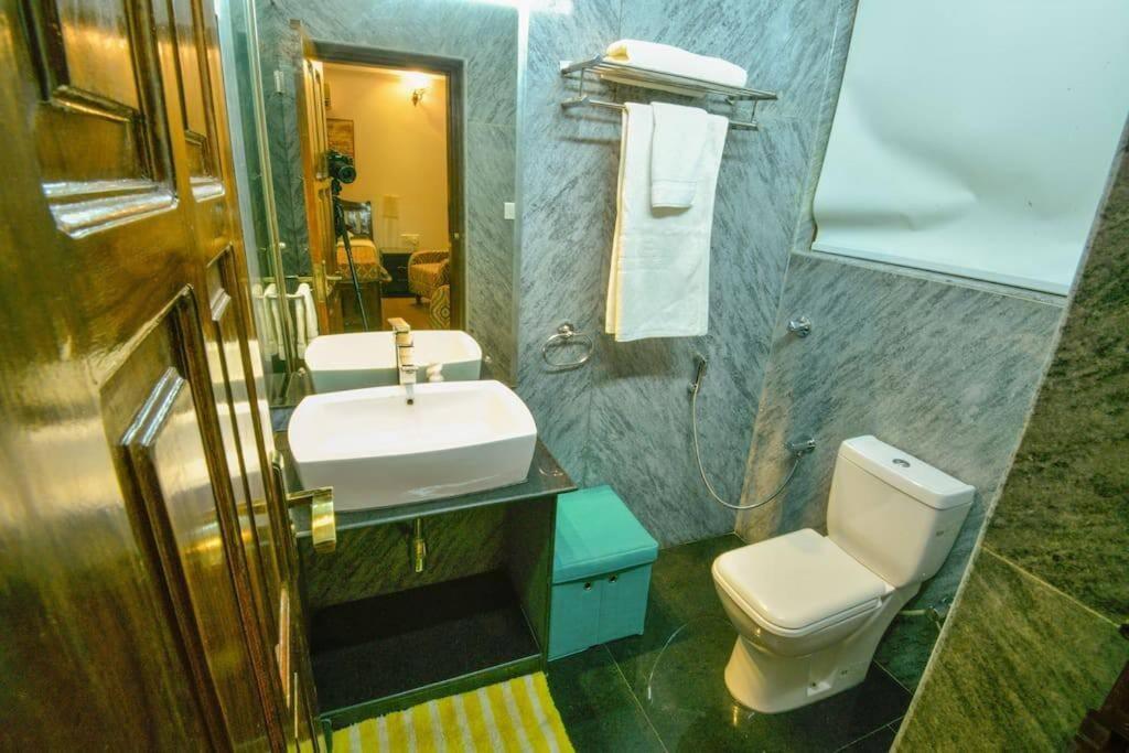קנדולים Villa Nazuri W Caretaker מראה חיצוני תמונה