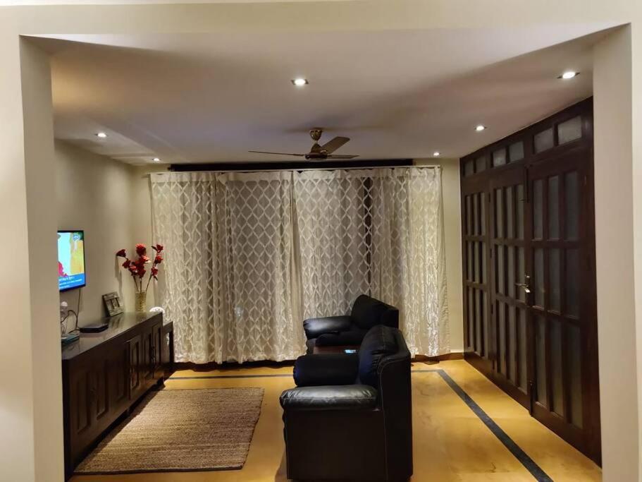 קנדולים Villa Nazuri W Caretaker מראה חיצוני תמונה